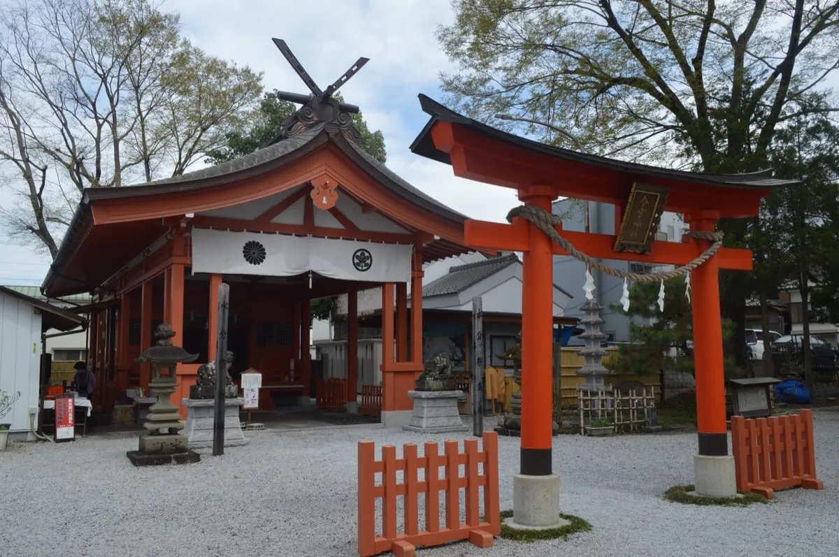秩父今宮神社の境内