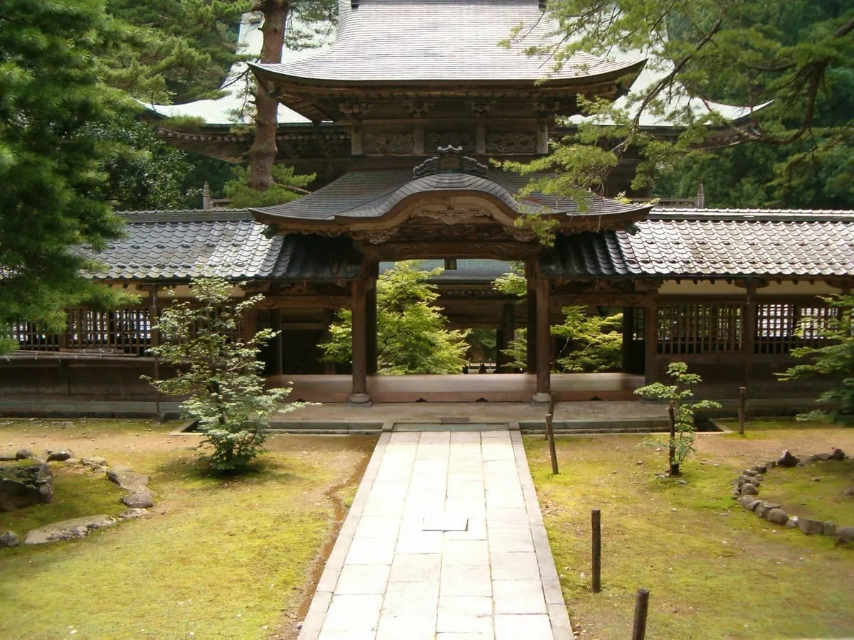 永平寺山門(福井県永平寺町)