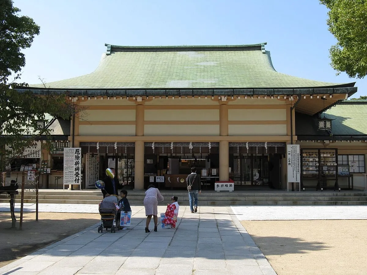 生國魂神社の拝殿