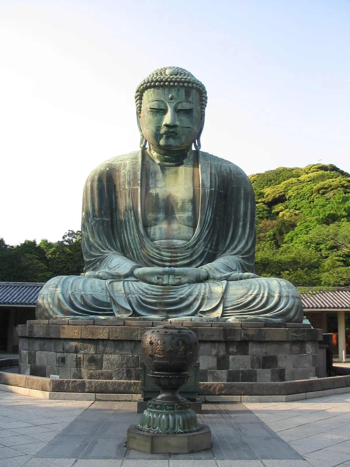 The Great Buddha (Kotoku-in) in Kamakura, Kanagawa (2005)
