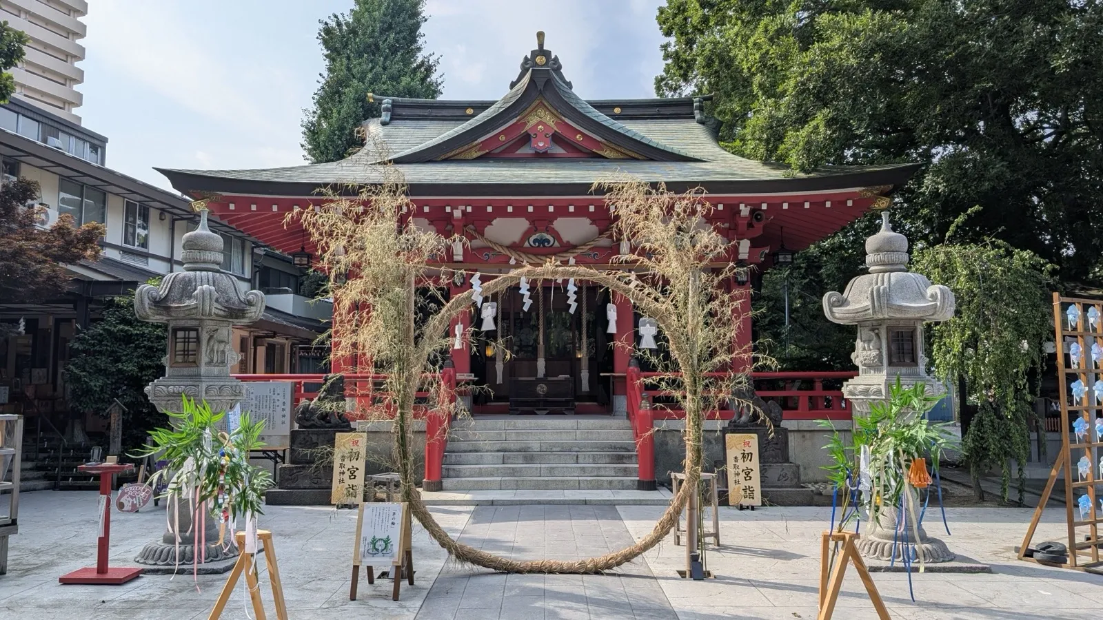 The grounds of Koshigaya Katori Shrine