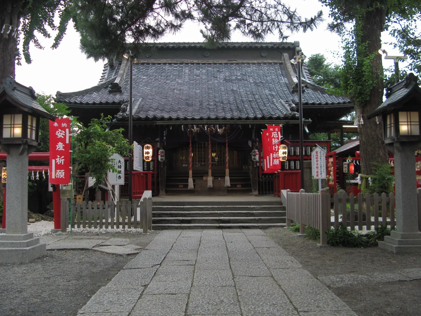 The worship hall of Kou Shrine