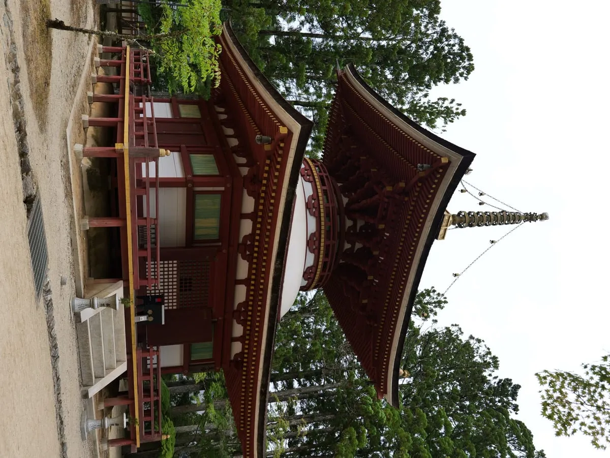 高野山・壇上伽藍の根本大塔(和歌山県高野町)