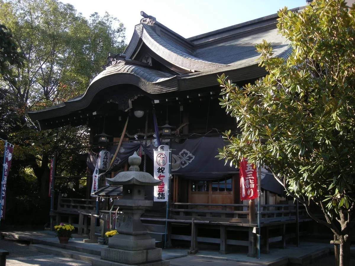 産土神社の拝殿（大阪市此花区）