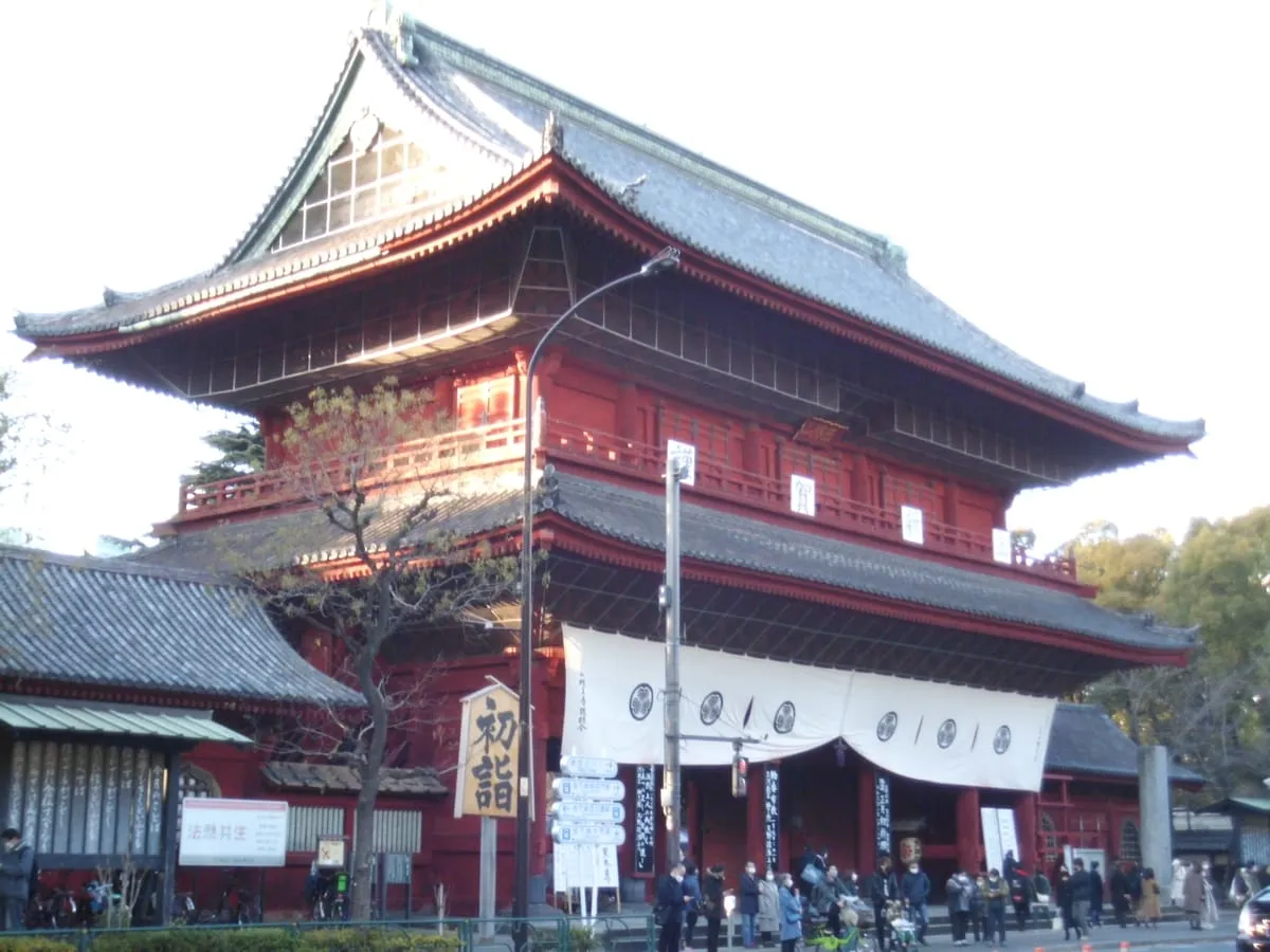 Sangedatsumon at Zojoji, Tokyo (photographed January 3, 2021)