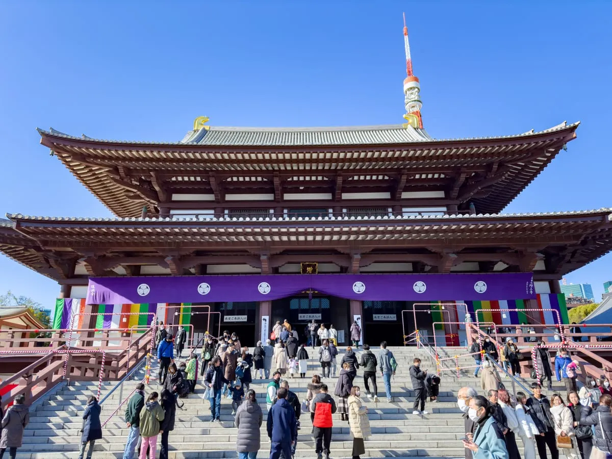 増上寺本堂と東京タワー
