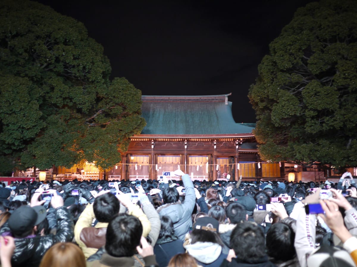 初詣完全ガイド｜三が日の参拝作法とおすすめ神社