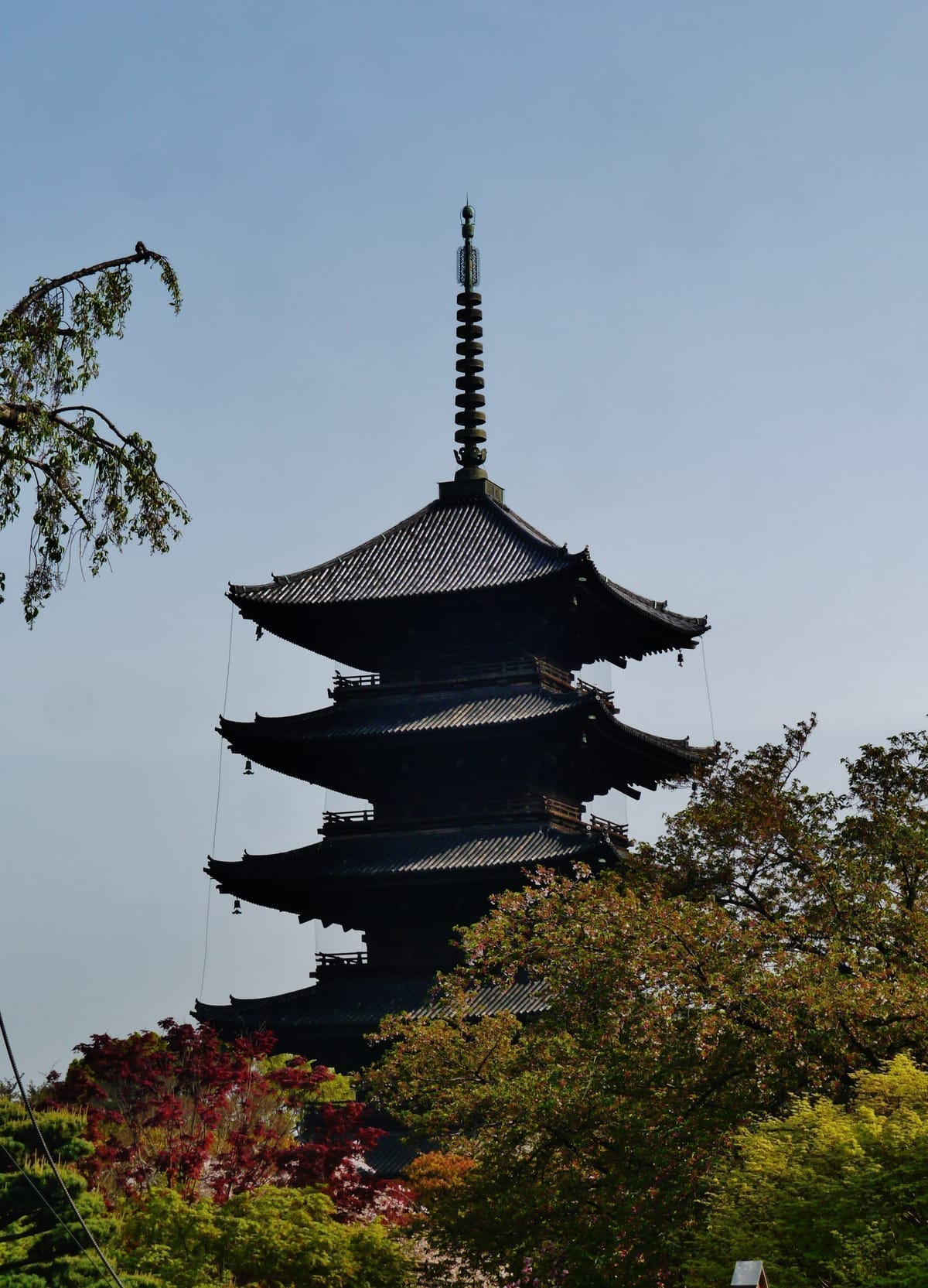 Japanese Pagodas: A Complete Guide to Three- and Five-Story Towers thumbnail