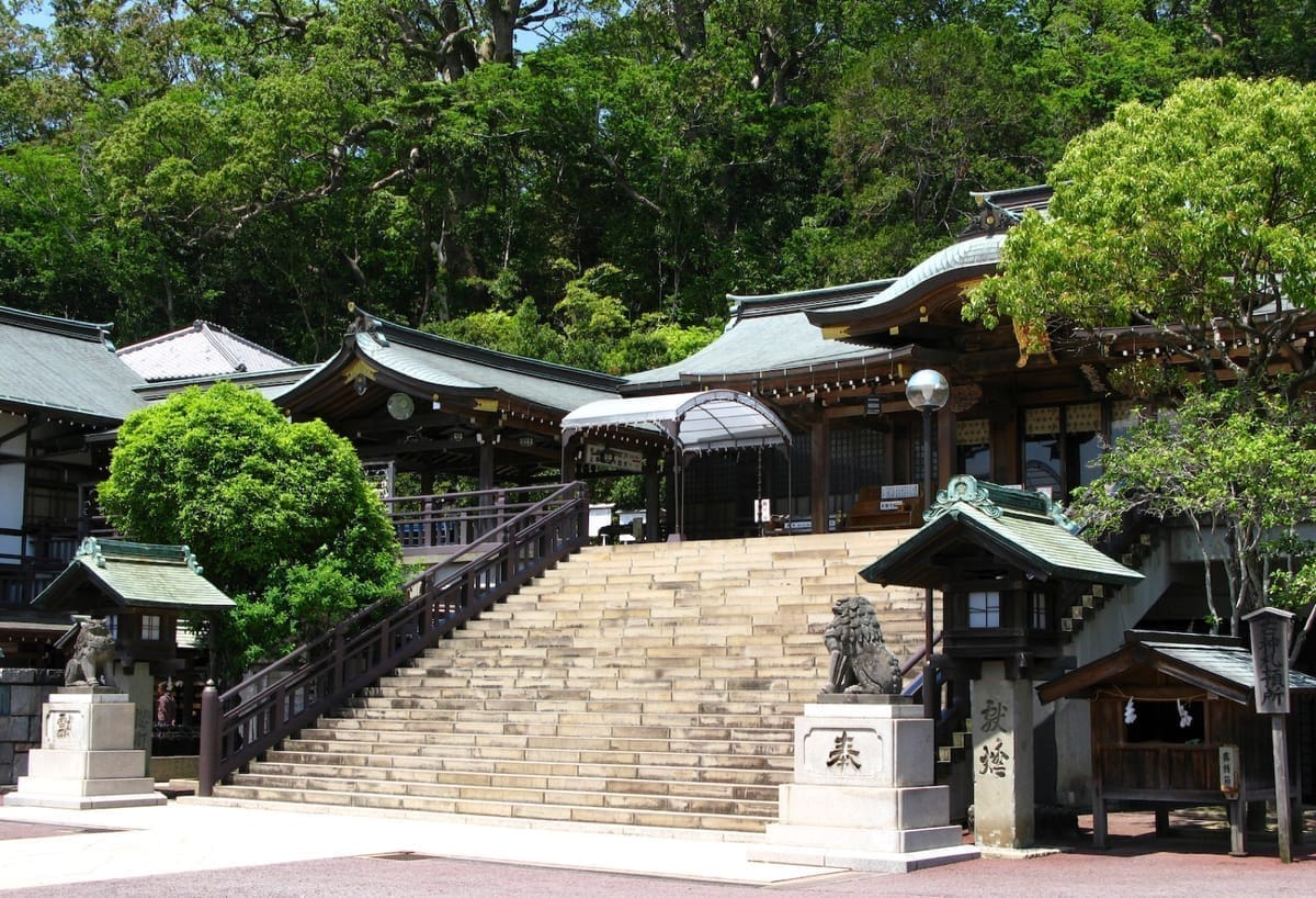 諏訪神社の石段