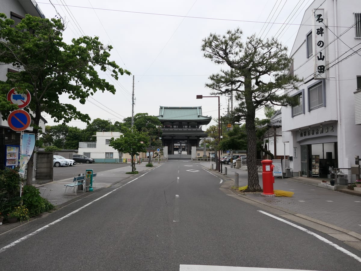 「宗派なし」なのに19宗派が守る寺——覚王山日泰寺、お釈迦様の遺骨と7月21日の縁日